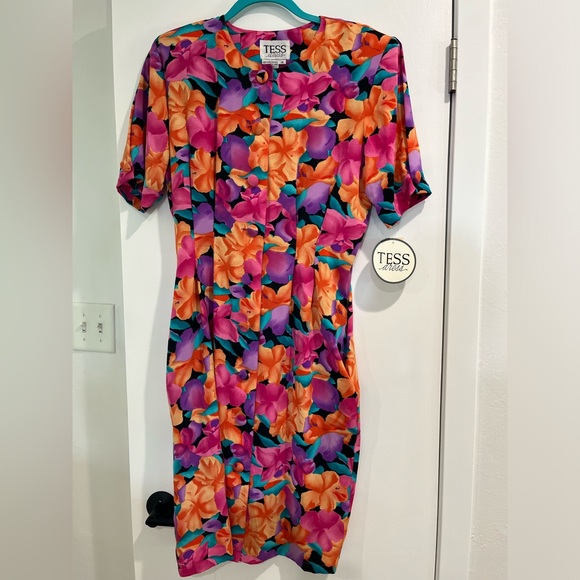Tess Dress Dresses & Skirts - NWT Vintage 80s Tess Dress Womens Size 14 Bright Fuscia and Black Floral